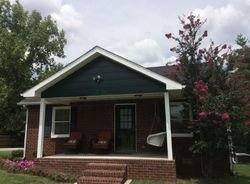 Pre-foreclosure in  RIVER BARFIELD RD Murfreesboro, TN 37128