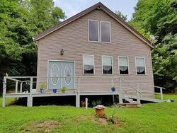 Pre-foreclosure Listing in BARBER LN LINDEN, TN 37096