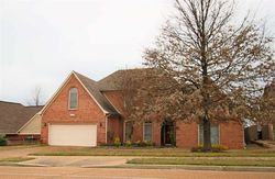 Pre-foreclosure in  CORDOVA CLUB DR E Cordova, TN 38018