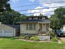 Pre-foreclosure in  45TH ST NW Canton, OH 44709