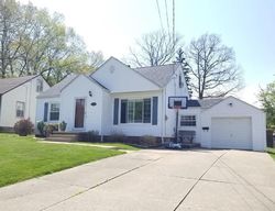 Pre-foreclosure in  18TH ST NW Canton, OH 44708