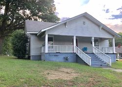 Pre-foreclosure in  N LOGAN ST Gaffney, SC 29341