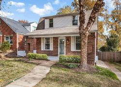 Pre-foreclosure in  DEL NORTE AVE Saint Louis, MO 63117