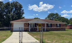 Pre-foreclosure in  BUFFINGTON DR Hephzibah, GA 30815