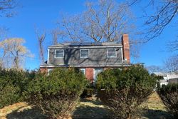 Pre-foreclosure in  SARATOGA RD Warwick, RI 02886