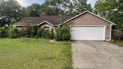 Pre-foreclosure in  NW 35TH RD Gainesville, FL 32606