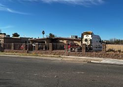 Pre-foreclosure in  W MAXINE CIR Tucson, AZ 85746
