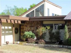Pre-foreclosure in  SW 26TH PL El Reno, OK 73036