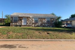 Pre-foreclosure in  NE 34TH TER Oklahoma City, OK 73105