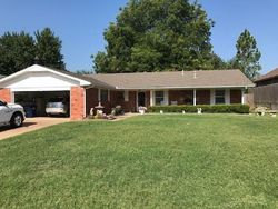 Pre-foreclosure Listing in BOB WHITE DR PURCELL, OK 73080