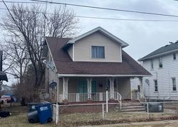 Pre-foreclosure in  SAINT JOHN AVE Toledo, OH 43608