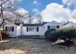 Pre-foreclosure in  BONSELS PKWY Toledo, OH 43617