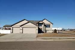 Pre-foreclosure in  2ND AVE E Dickinson, ND 58601