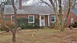 Pre-foreclosure in  7TH AVENUE PL NW Hickory, NC 28601