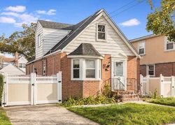  229th St, Cambria Heights NY