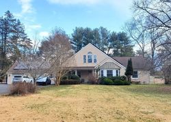Pre-foreclosure in  BROWNING LN Cherry Hill, NJ 08003
