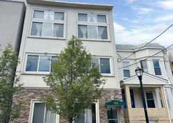 Pre-foreclosure Listing in 20TH ST APT 4 UNION CITY, NJ 07087