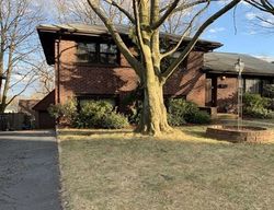 Pre-foreclosure in  PROSPECT ST Hasbrouck Heights, NJ 07604