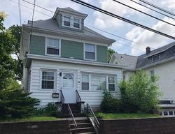 Pre-foreclosure in  ANDERSON AVE Wood Ridge, NJ 07075