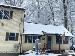 Pre-foreclosure in  MOUNTAINSIDE DR Sussex, NJ 07461