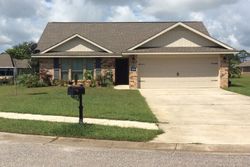 Pre-foreclosure in  SHOENIGHT CIR Foley, AL 36535