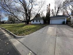 Pre-foreclosure in  RICHMOND LN Minneapolis, MN 55436