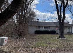 Pre-foreclosure in  E MONROE ST Jackson, MI 49202