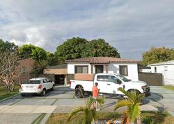  E 35th St, Hialeah FL