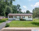 Pre-foreclosure in  GREEN MANOR RD Enfield, CT 06082