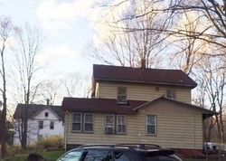 Pre-foreclosure in  BOTSFORD HILL RD Newtown, CT 06470