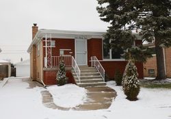 Pre-foreclosure in  OGLESBY AVE Calumet City, IL 60409