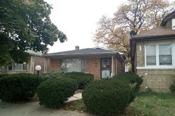 Pre-foreclosure in  S LAFAYETTE AVE Chicago, IL 60620
