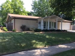 Pre-foreclosure in  RUSSELL RD Dekalb, IL 60115