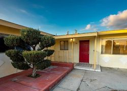 Pre-foreclosure Listing in W 19TH PL DELANO, CA 93215