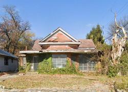 Pre-foreclosure in  VIRGINIA AVE Louisville, KY 40211