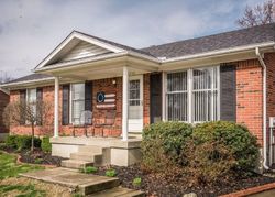 Pre-foreclosure in  SANDHILL RD Louisville, KY 40219