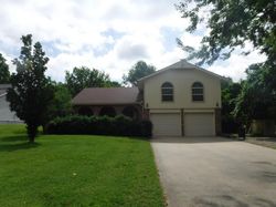 Pre-foreclosure in  N 8TH ST Independence, KS 67301