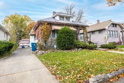 S 18th Ave, Maywood IL