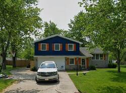  Lona Dr, Fort Wayne IN