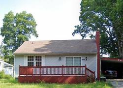 Pre-foreclosure in  DUNNWOOD DR Fort Wayne, IN 46805