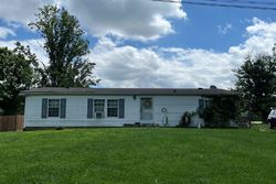 Pre-foreclosure in  W MERRY WAY LN Bloomington, IN 47404