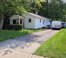 Pre-foreclosure in  JACKSON ST Indianapolis, IN 46241