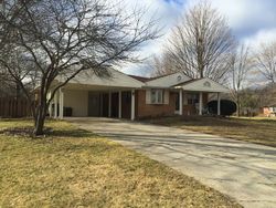 Pre-foreclosure in  E BEECHER ST Indianapolis, IN 46203