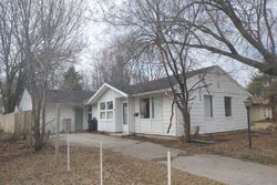 Pre-foreclosure in  MANCHESTER DR South Bend, IN 46615