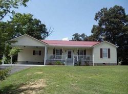 Pre-foreclosure Listing in HALLS VALLEY RD TRION, GA 30753