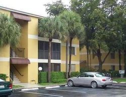 Pre-foreclosure in  N OAKLAND FOREST DR  Fort Lauderdale, FL 33309