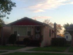 Pre-foreclosure in  W 71ST ST Chicago, IL 60629
