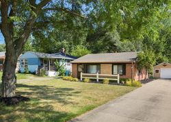 Pre-foreclosure Listing in MYRTLE AVE OLMSTED FALLS, OH 44138