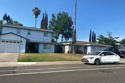 Pre-foreclosure in  CHESLINE DR Citrus Heights, CA 95621