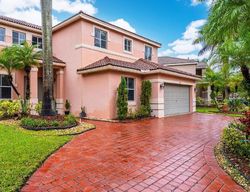 Pre-foreclosure in  NANDINA DR Fort Lauderdale, FL 33327